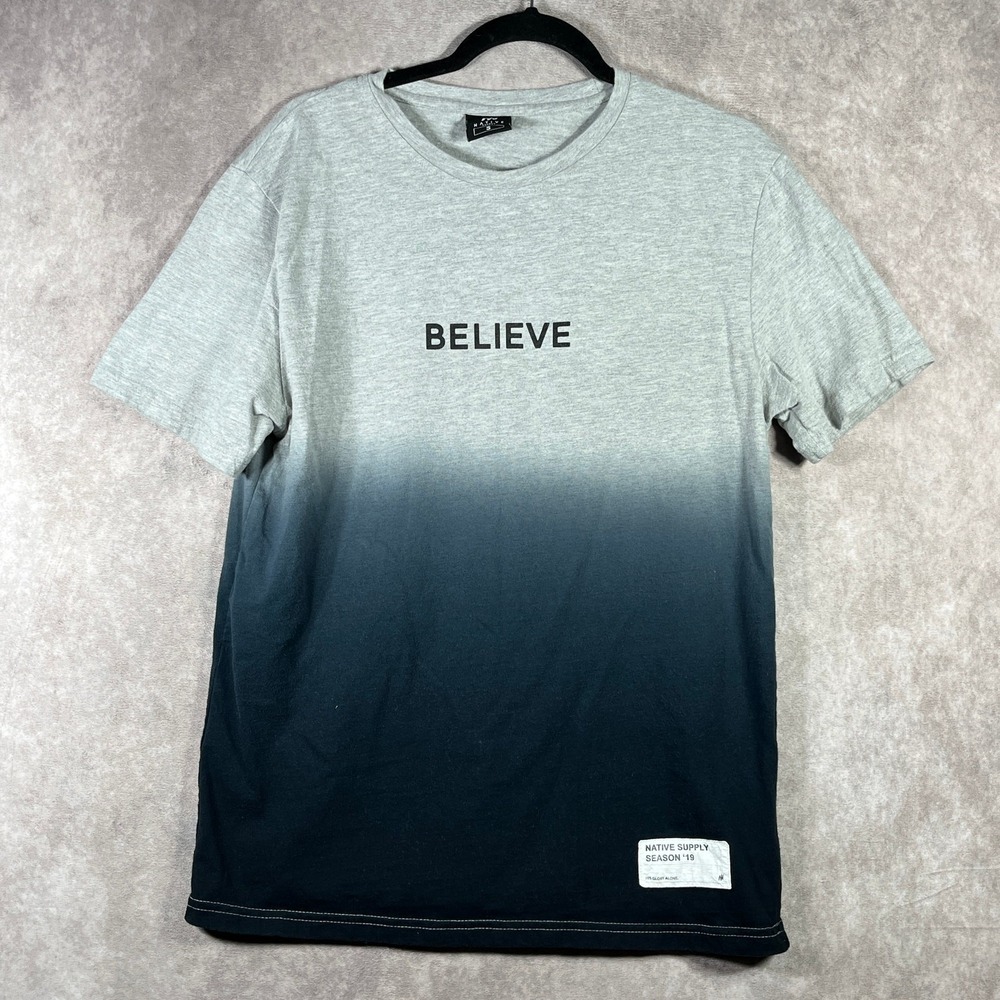 Native Supply Season 18 Believe Shirt Mens Small Gray Blue Ombre Short Sleeve